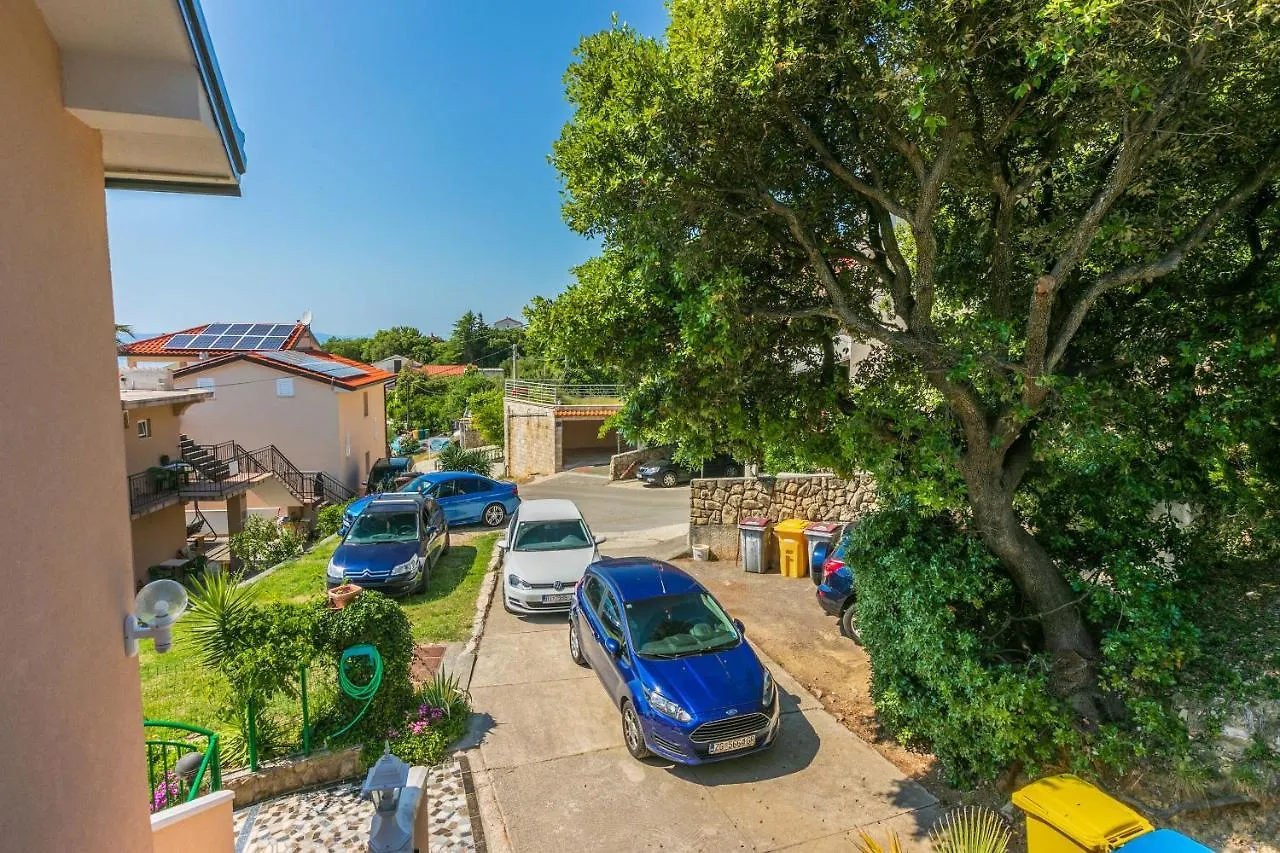 Apartments Ljiljana Supetarska Draga Croatia