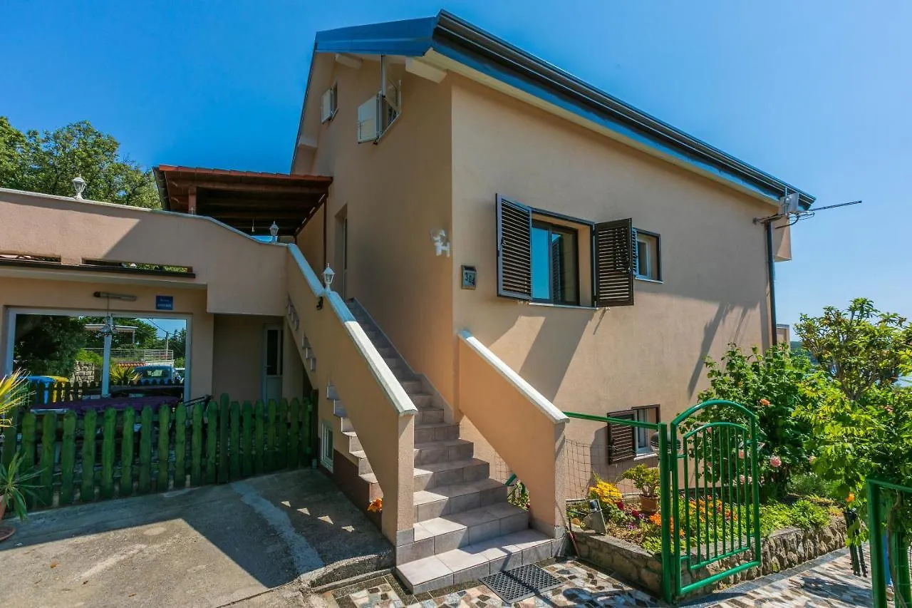 Apartments Ljiljana Supetarska Draga